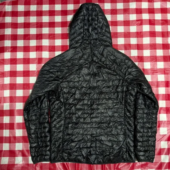 Patagonia Micro Puff Womens Hoodie - Picture 7 of 9
